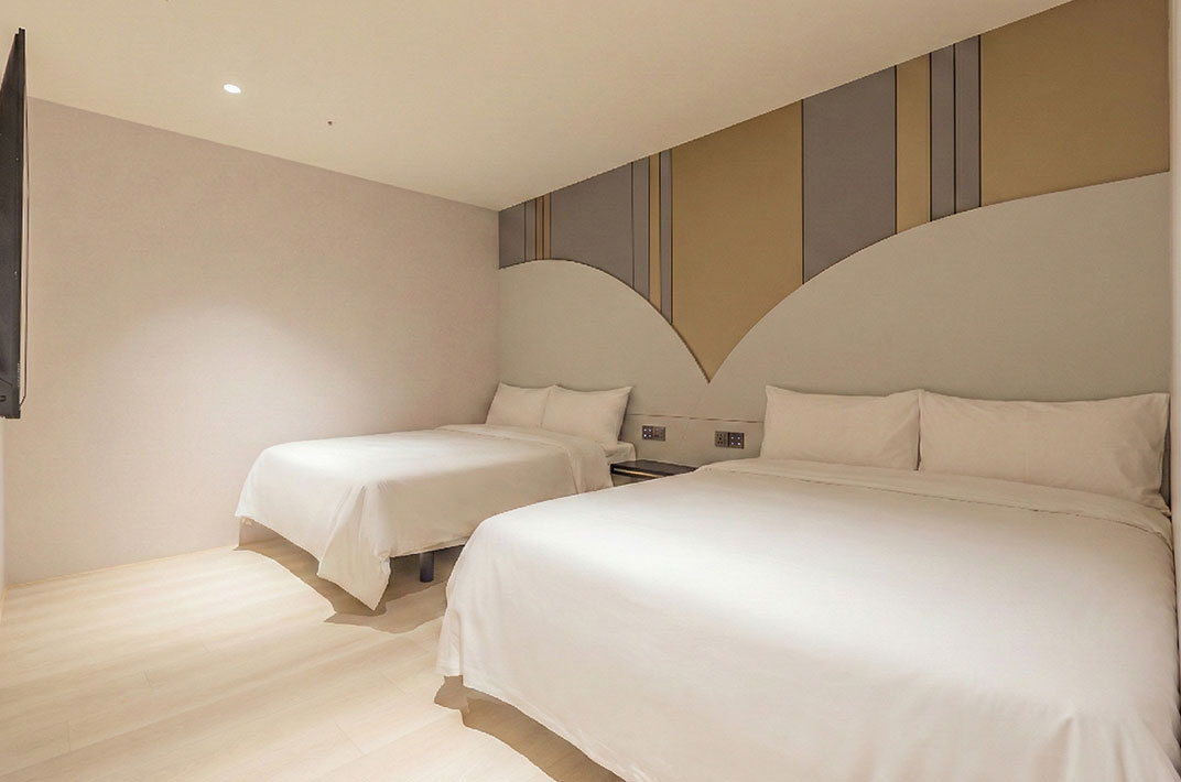 room81